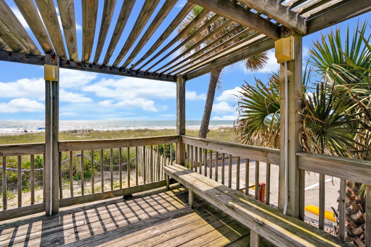 Motel Admiral'S Quarters Kure Beach Exteriér fotografie